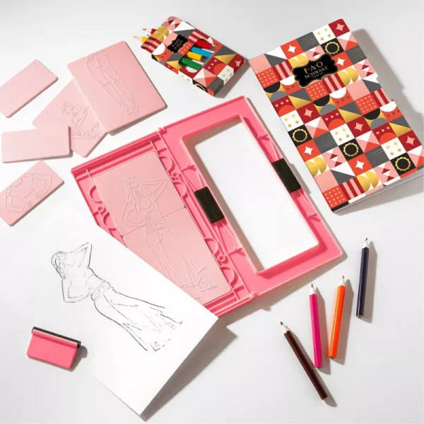 FAO Schwarz Fashion Designer Activity Art Set - Image 2